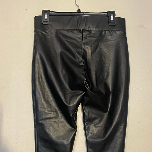Loft Black Faux Leather Leggings size MP “high rise legging petite” inseam 25” - Picture 6 of 9